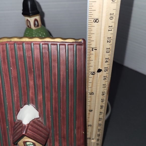 Christmas Village Lighted Bakery Building Working - Picture 7 of 10